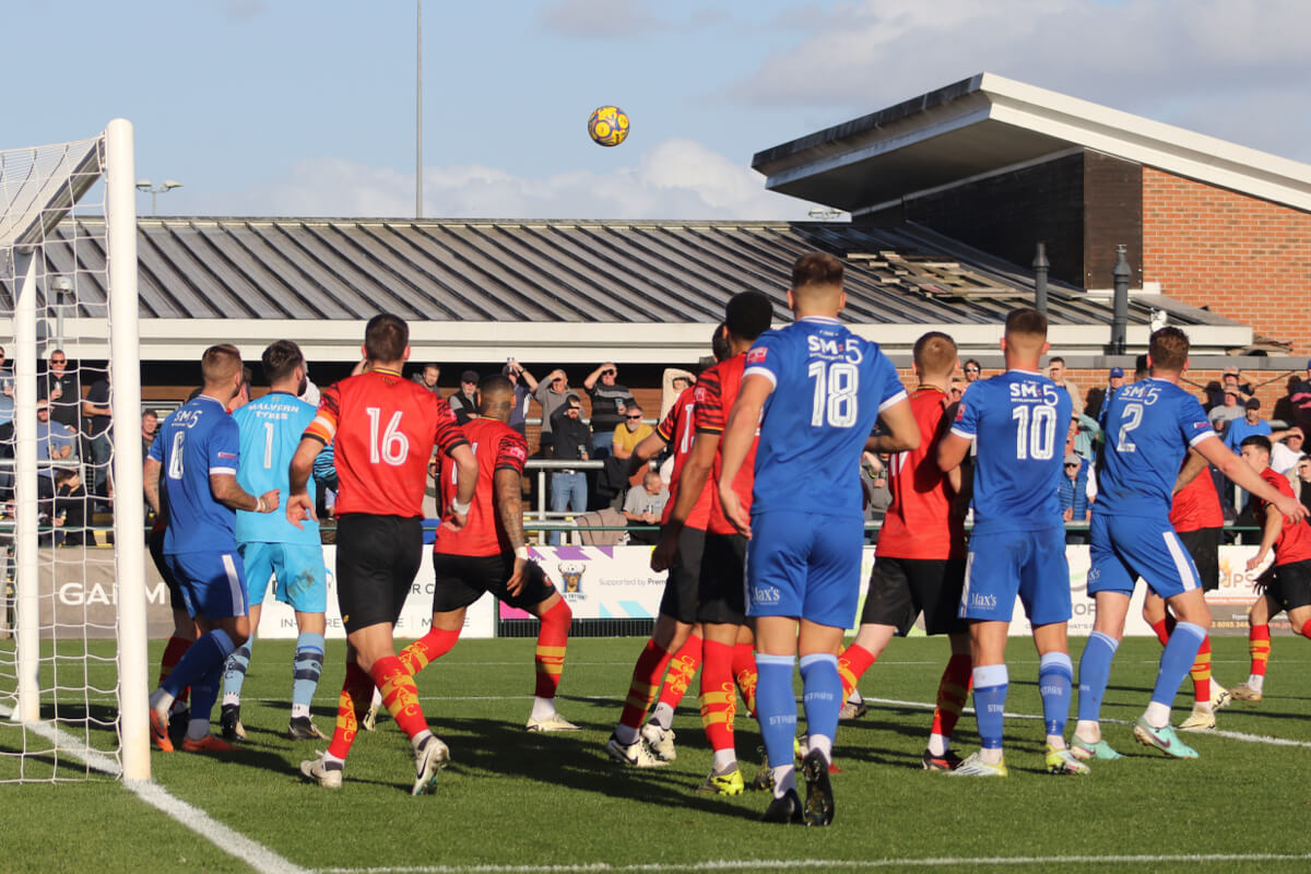 Totton Corner Incoming_AFC Totton 1-1 Gloucester City_SLPDS-12_Sat19Oct2024.jpg