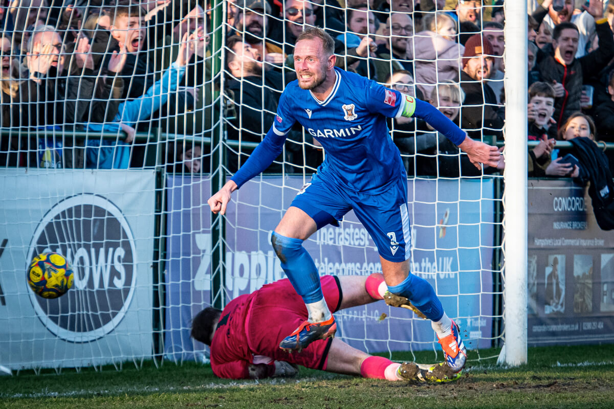 Scott Rendell-4_Goal Celebration_AFC Totton vs Merthyr Town_SLPDS-31_Sat01Mar2025.jpg