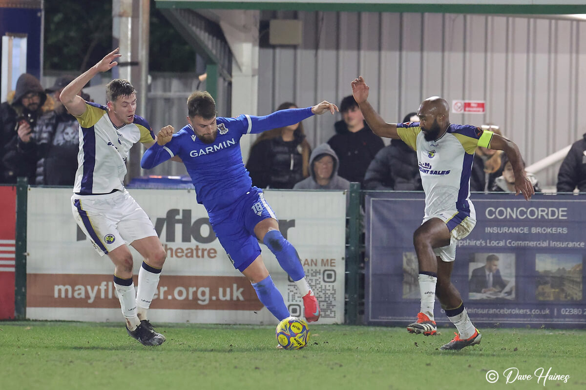 Tony Lee-5_AFC Totton vs Havant-Waterlooville_SLPDS-29_Tue18Feb2025.jpg