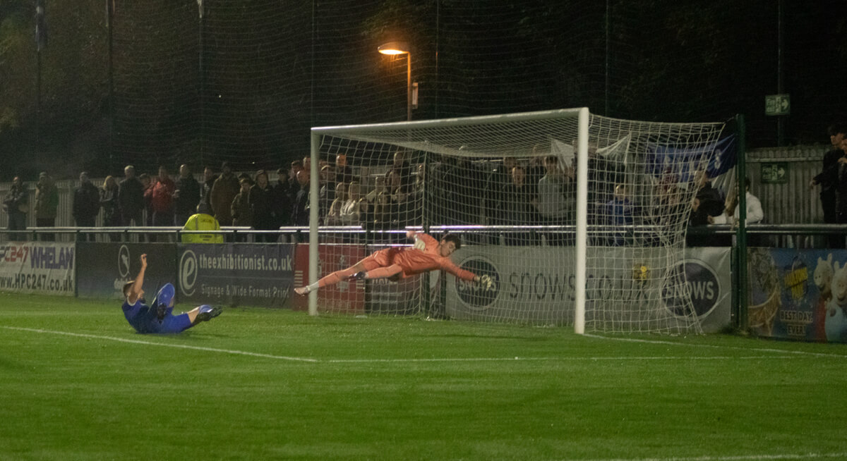 Tony Lee-7_GOAL_AFC Totton 5-1 Taunton Town_SLPDS-13_Tue22Oct2024.jpg