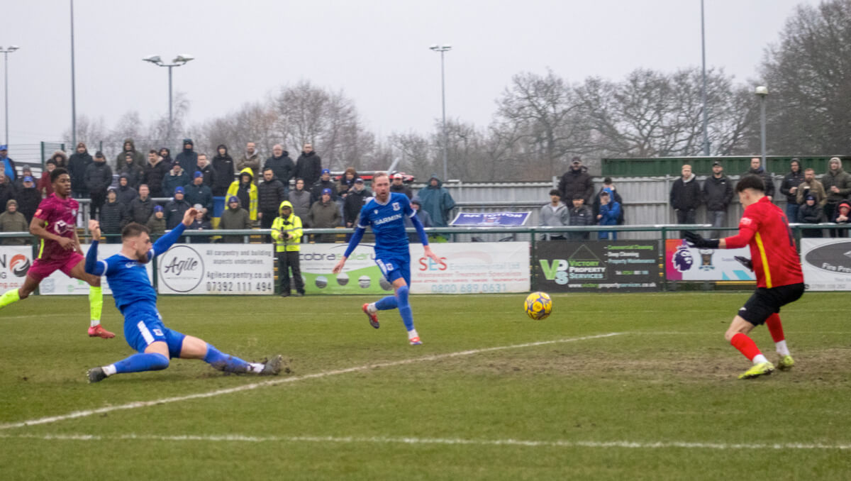 Tony Lee-4_GOAL_AFC Totton vs Marlow_SLPDS-28_Sat08Feb2025.jpg