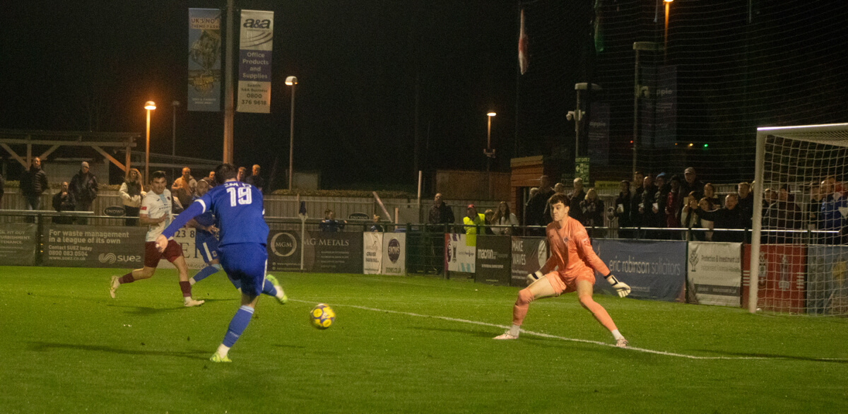 Tom Blair-1_AFC Totton 5-1 Taunton Town_SLPDS-13_Tue22Oct2024.jpg