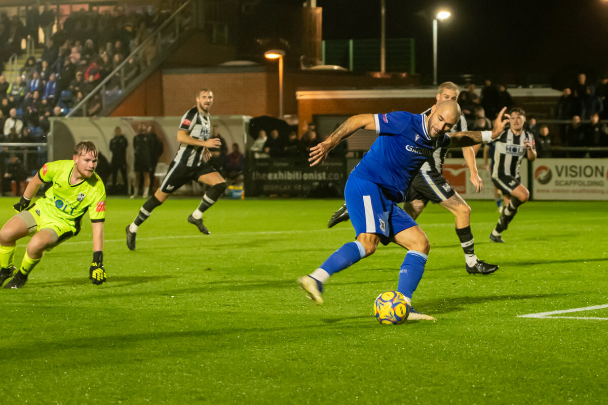 Charlie Austin-1_AFC Totton vs Wimborne Town_SLPDS-07_Tue10Sep2024.jpg