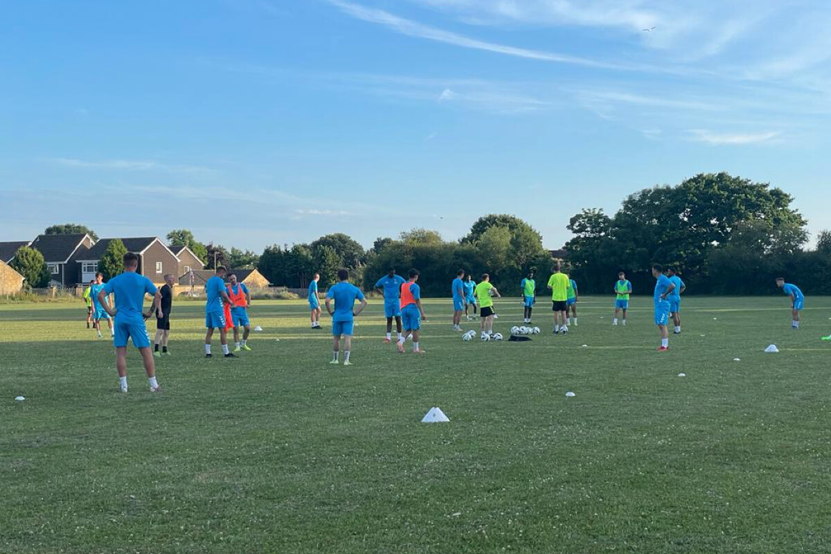 AFC Totton Pre-Season Training-2_Testwood Rec_June2022.jpeg