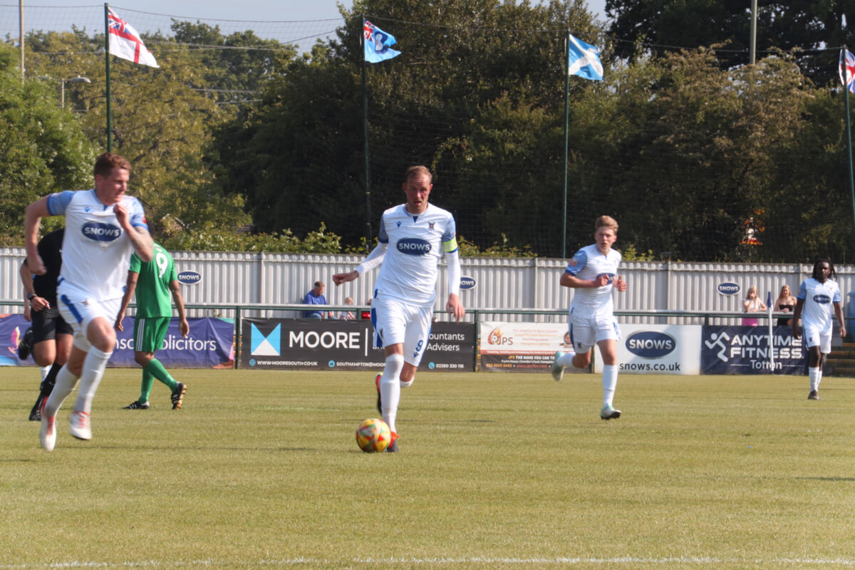 Scott Rendell_AFC Totton vs Hythe-Dibden_SDFA SSCup Final_Sat18May2024.jpg