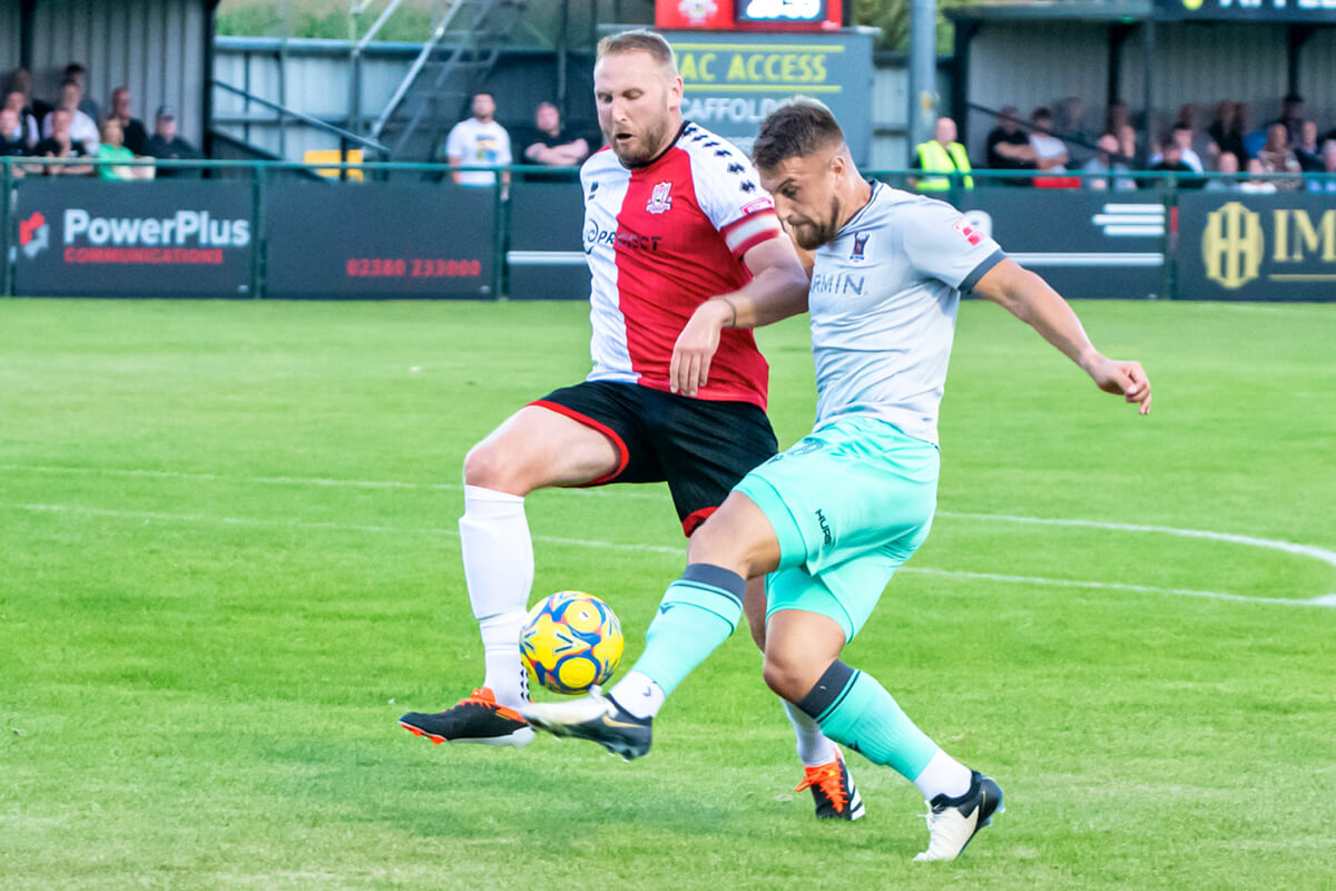 Tony Lee-1_Sholing 0-3 AFC Totton_Tue13Aug2024.jpg