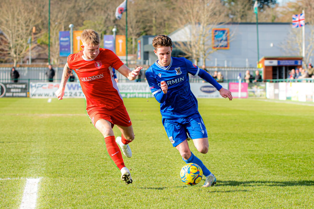 Ben Seymour-1_AFC Totton vs Bracknell Town_SLPDS-34_Sat15Mar2025.jpg