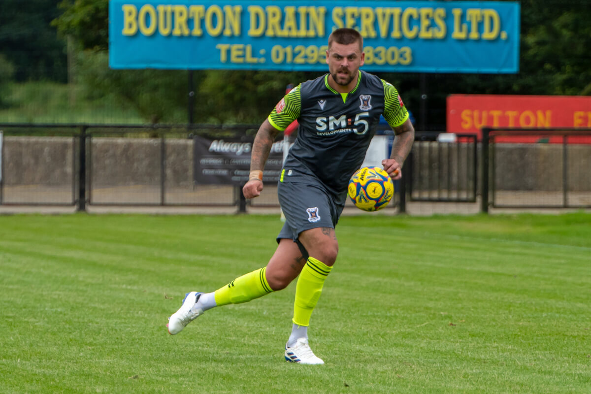 Sam Magri-1_Banbury United vs AFC Totton_Pre-Season-4_Sat20Jul2024.jpg