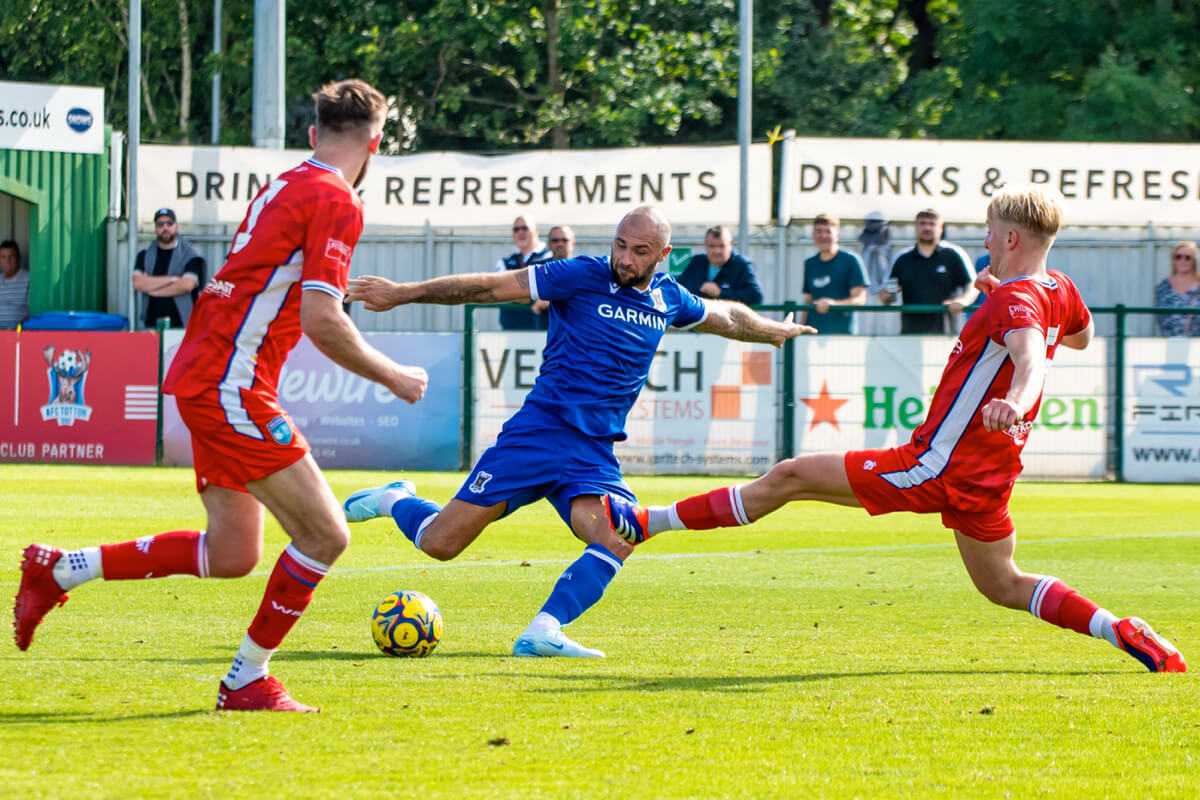 Charlie Austin-1_AFC Totton vs Walton-Hersham_SLPDS-01_Sat10Aug2024.jpg