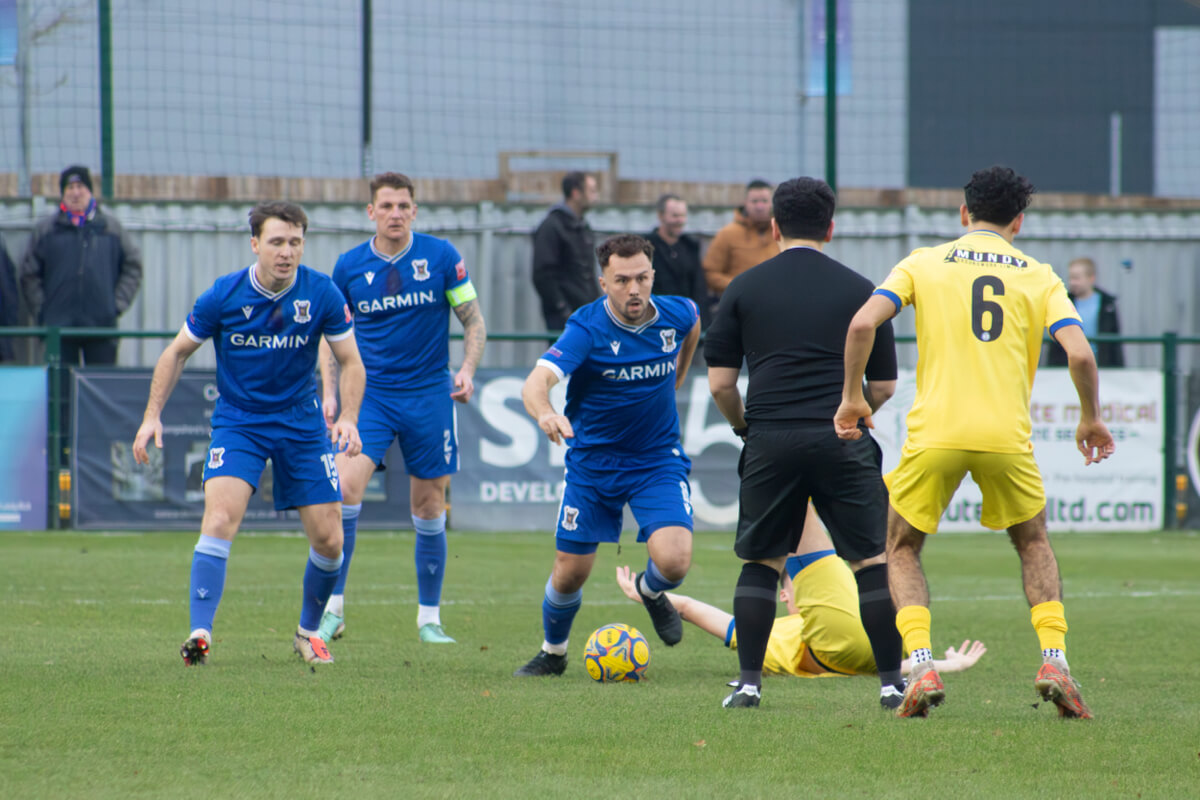 Adam Tomasso-1_AFC Totton vs Swindon Supermarine_SLPDS-15_Sat30Nov2024.jpg