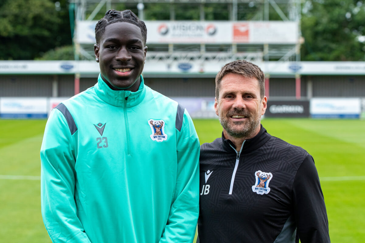 Mohamadou Keita-7_AFC Totton_TRAINING_July2024.jpg