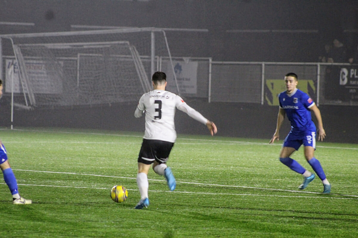 No3-Thomas Handley_Luke Hallett-1_Merthyr Town vs AFC Totton_SLPDS-22_Tue14Jan2025.jpg