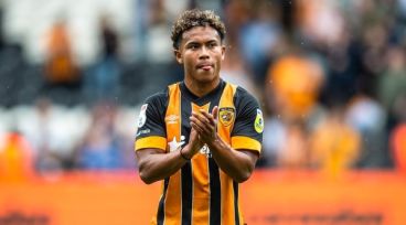 Stags Add Winger Vaughn Covil To The Ranks